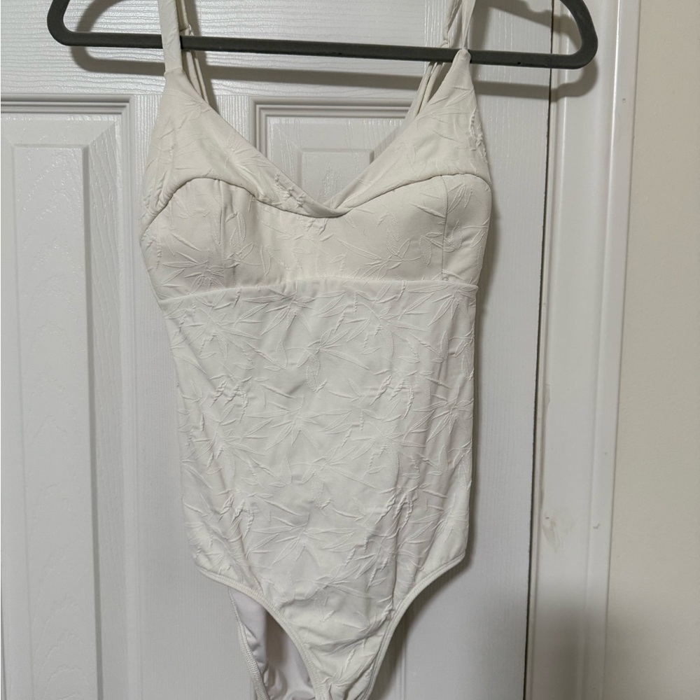 Seea Cream Textured Women's Swimsuit